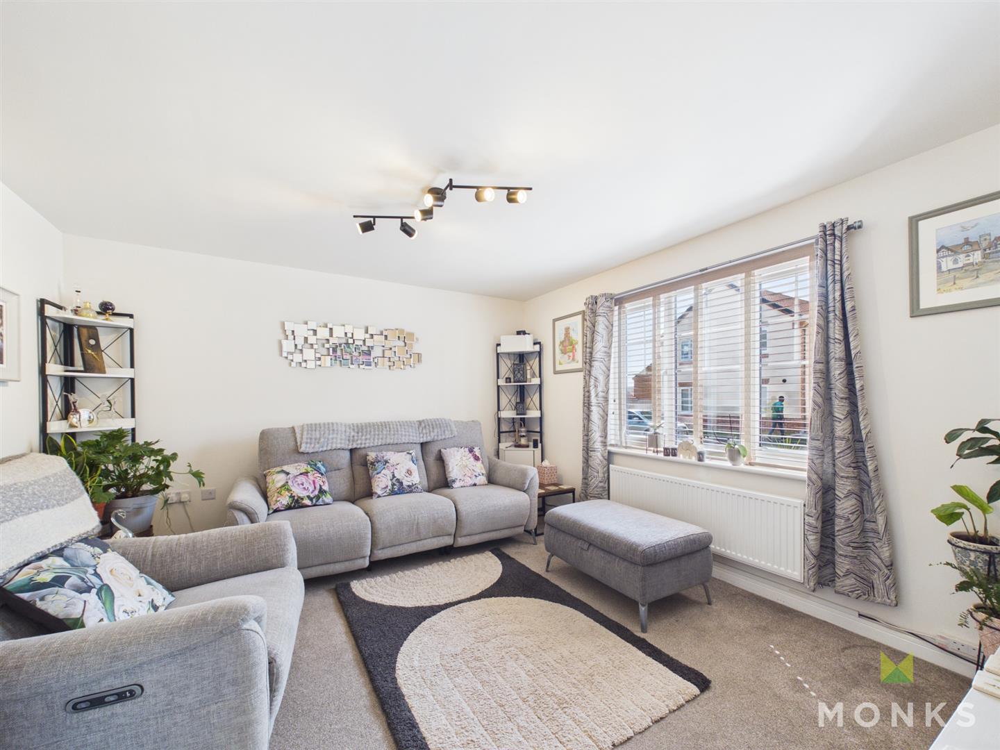 203 Holland Drive, Shrewsbury, SY2 5TU For Sale